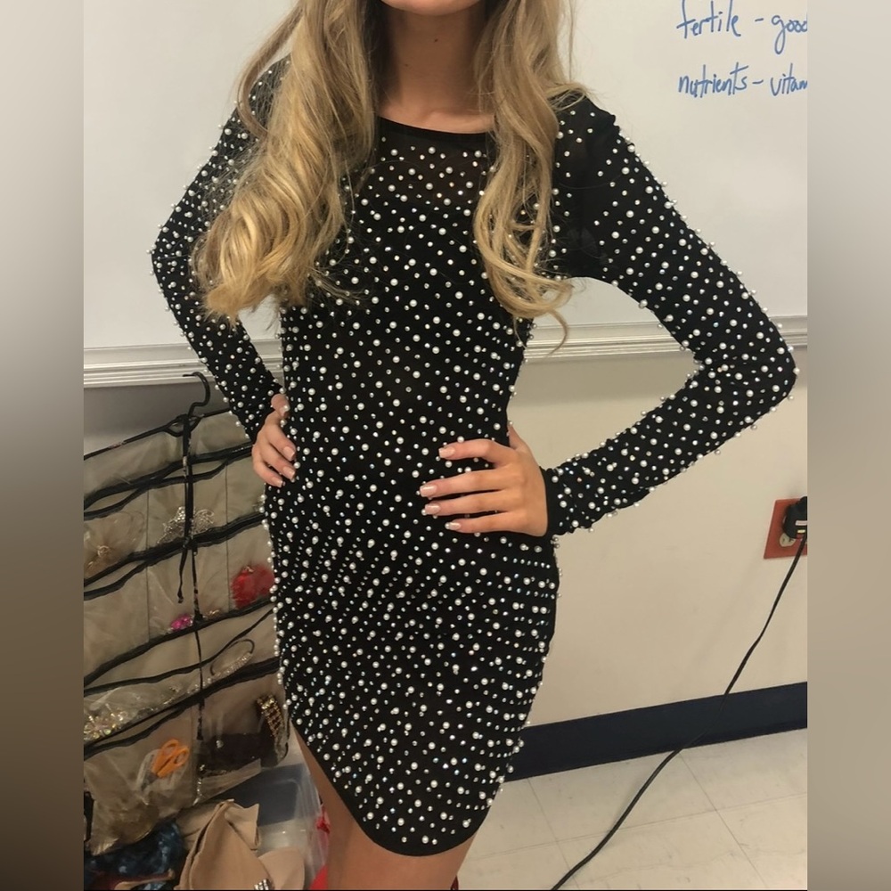 Cocktail with pearls and bling